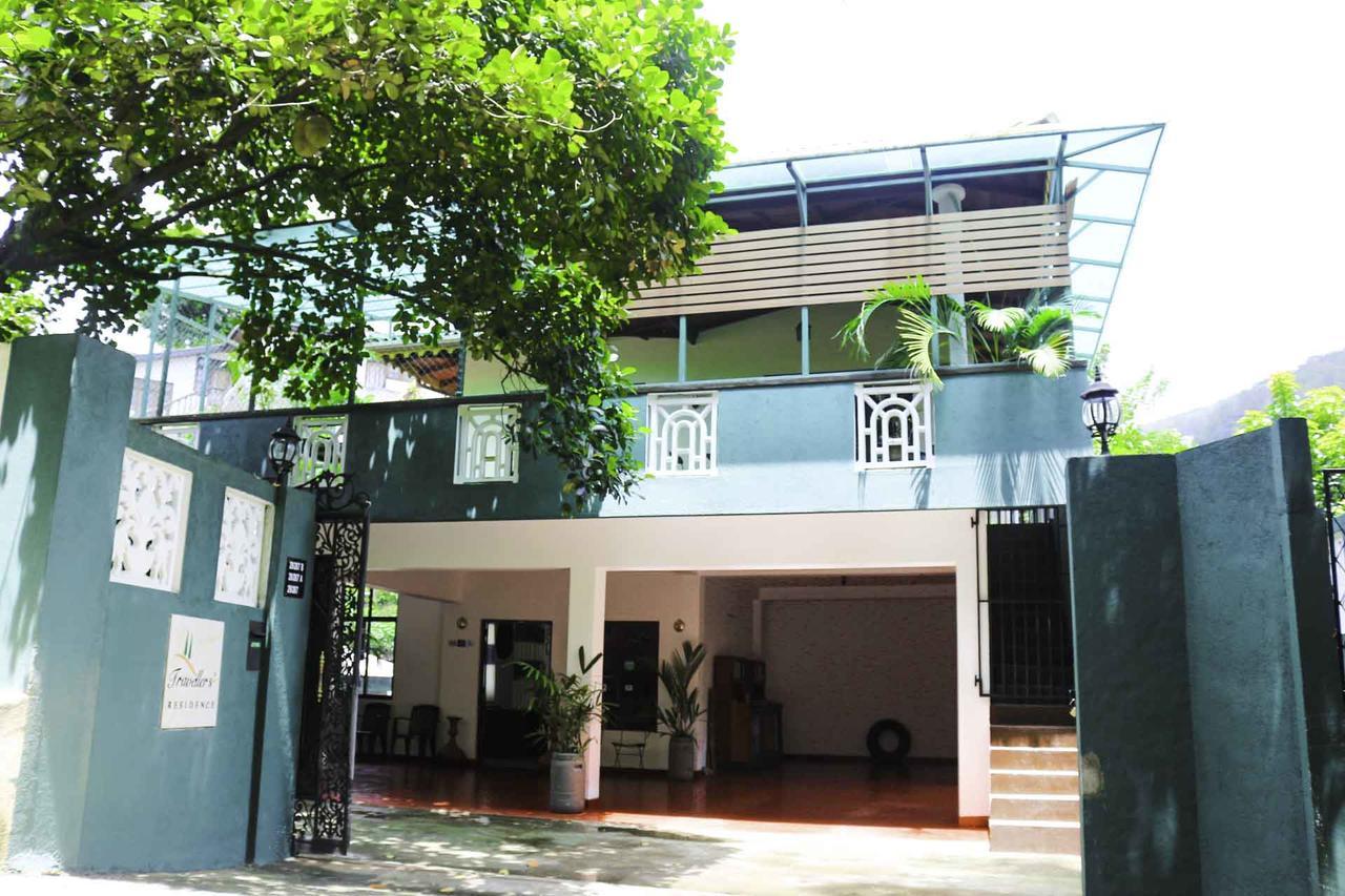 Yoho Travellers Residence Kandy Exteriör bild