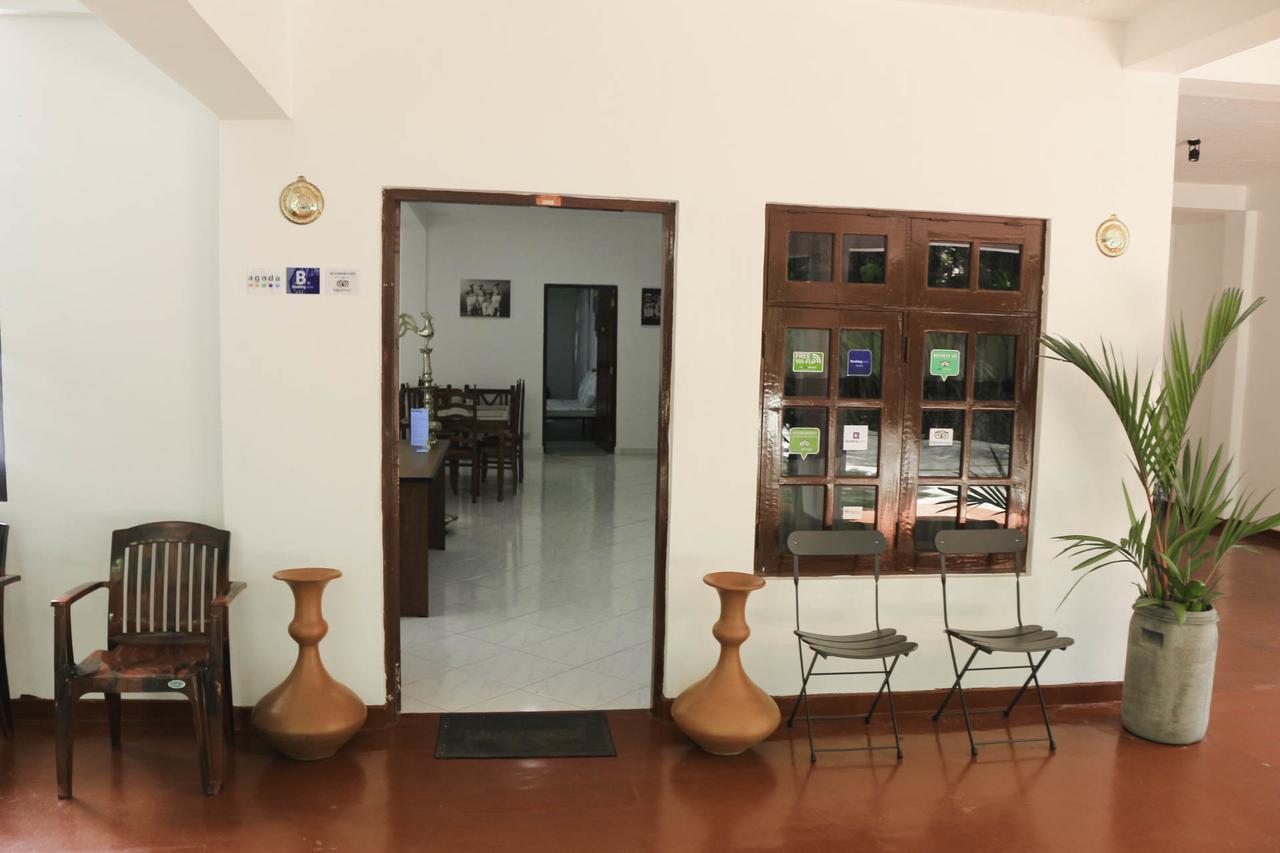 Yoho Travellers Residence Kandy Exteriör bild