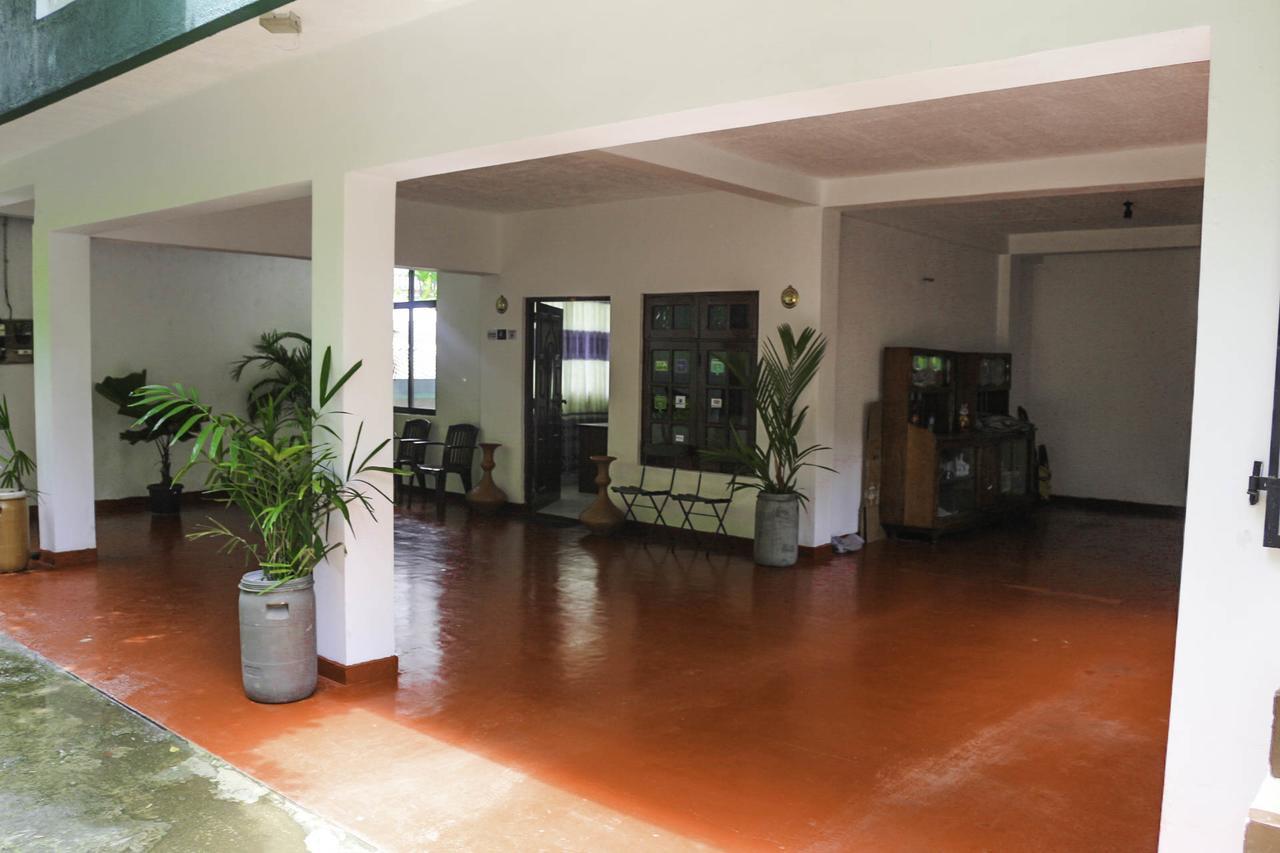 Yoho Travellers Residence Kandy Exteriör bild