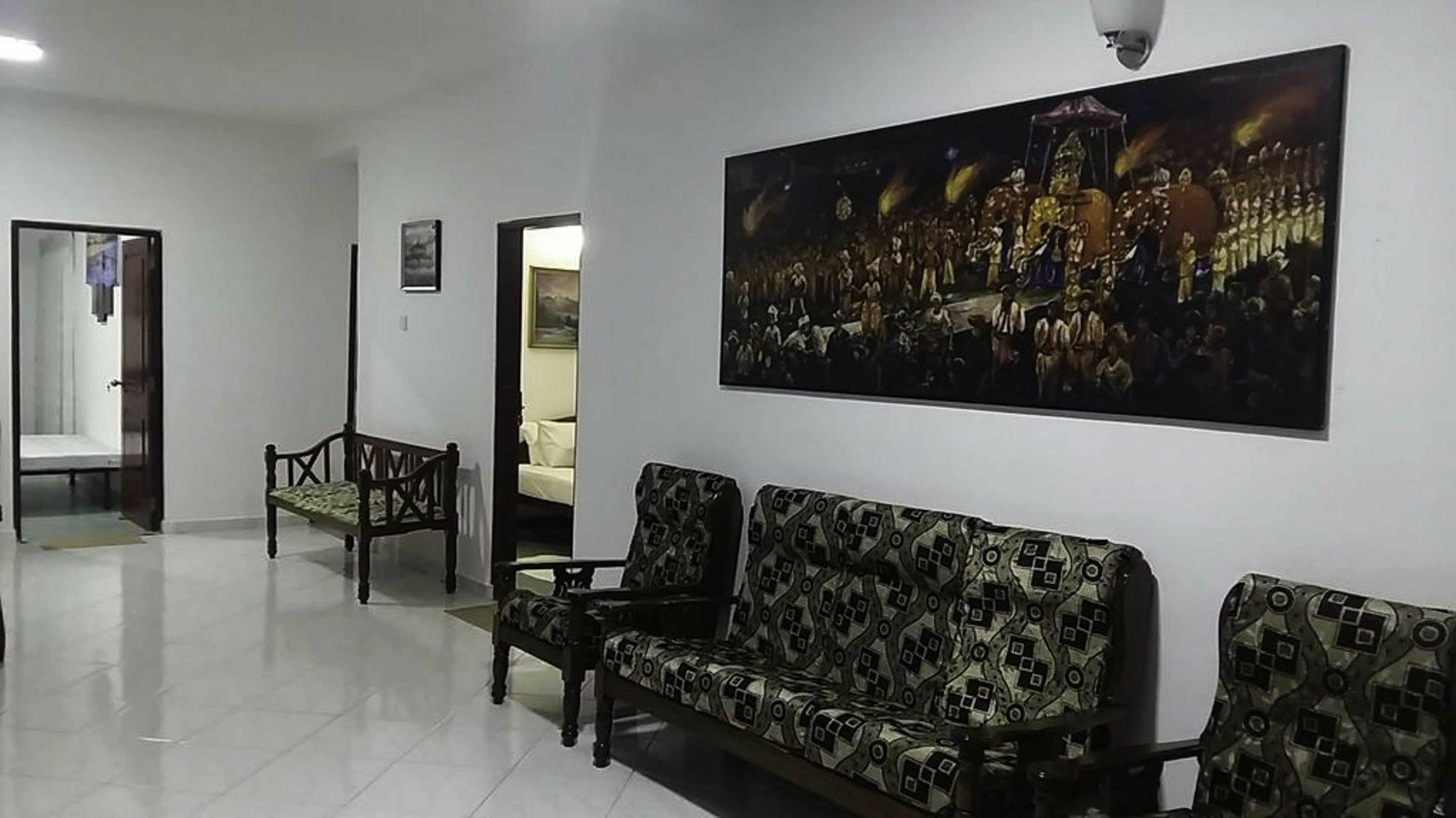 Yoho Travellers Residence Kandy Exteriör bild